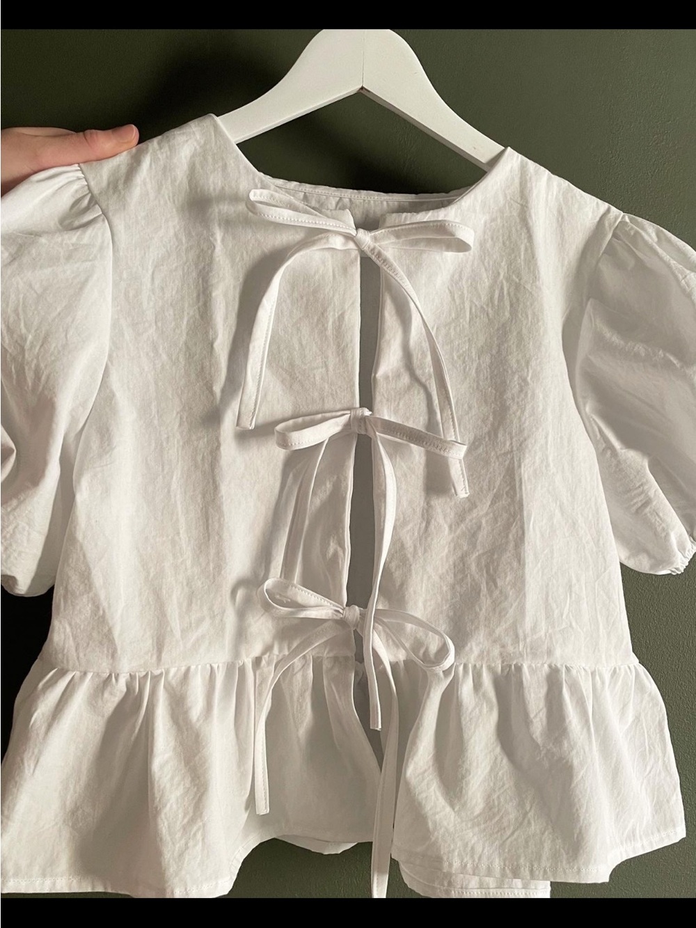 Scandinavian tie-front puff sleeve blouse size M